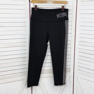 Victoria’s Secret Sport Reflective Stripe Capri Leggings Black Medium